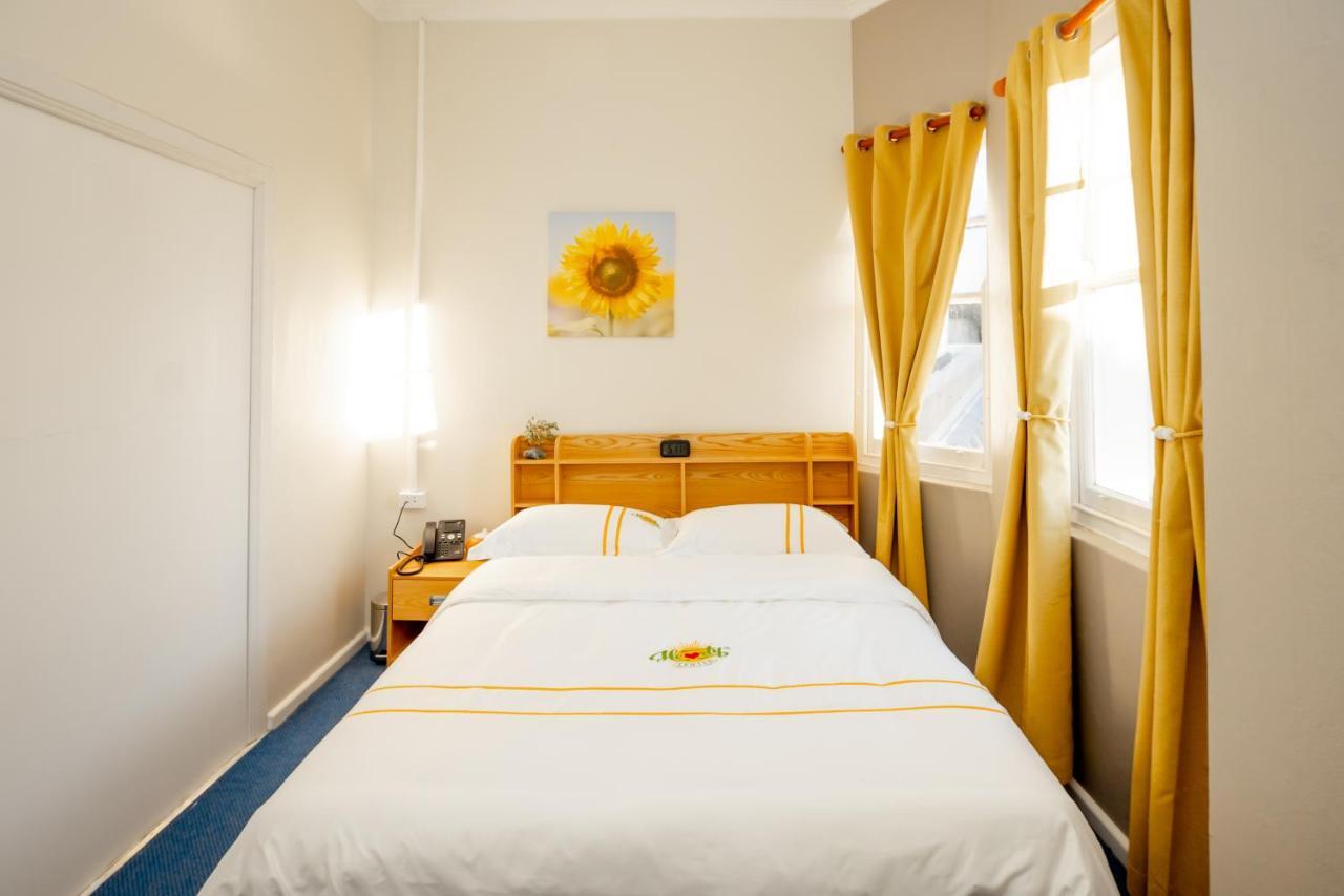 Hearty Center Motel 카툼바 외부 사진